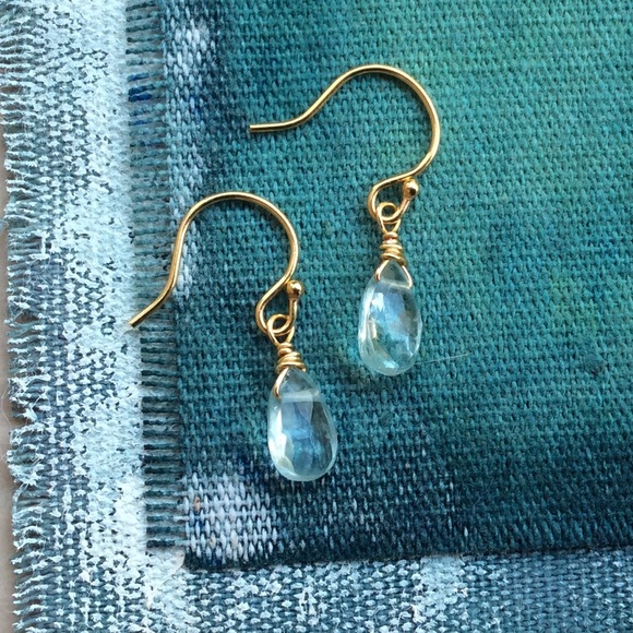 Natural Aquamarine Gold Plated Necklace & Earrings - Picture 4 of 16